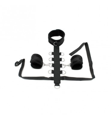 Set Collar con Esposas Negro