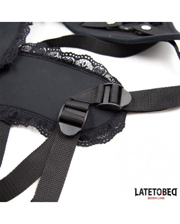 Arnes Strap On Encaje con Anillo Silicona Ajustable